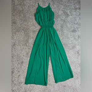 Women’s jumpsuit halter neck